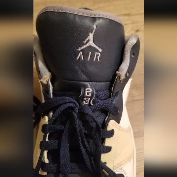 Air Jordan 1  Phat Low “Georgetown Hoyas” Shoes for Men, Size US 11 - Picture 9 of 9